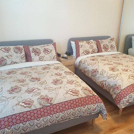 London Luxury 2 Bedroom Flat 5Min Walk From Overground, With Free Wifi, Free Parking-Sleeps X6 Ilford Dış mekan fotoğraf